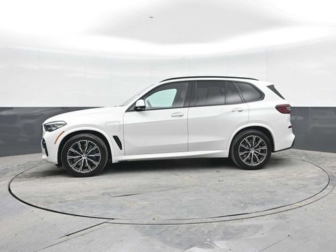 Used 2022 BMW X5 xDrive45e w/ M Sport Package AWD/4WD image 4