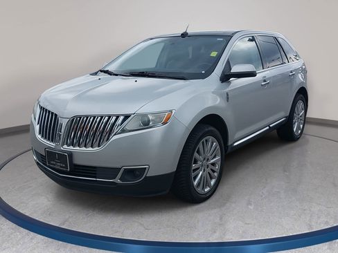 Used 2011 Lincoln MKX AWD w/ 102A Rapid Spec Order Code image 1