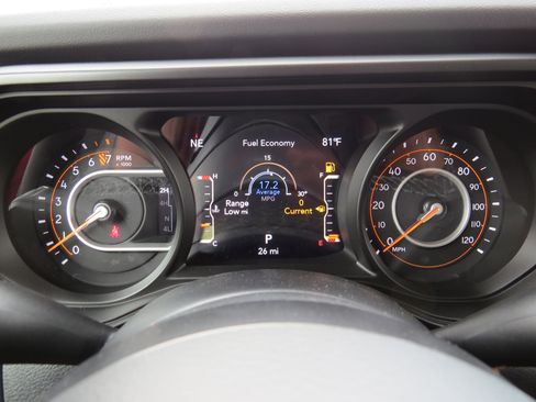 New 2025 Jeep Gladiator Mojave image 26