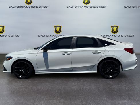Used 2022 Honda Civic Sport image 2
