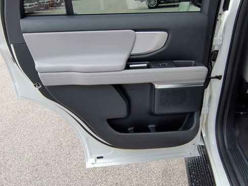 New 2027 Ford Expedition Active RWD image 34