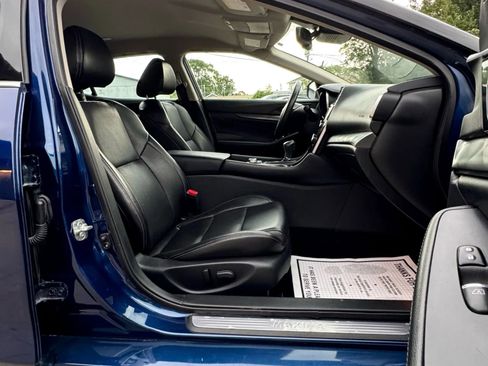 Used 2020 Nissan Maxima 3.5 SV w/ Floor Mat Group image 11