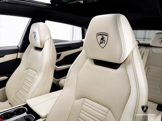 Used 2025 Lamborghini Urus S AWD/4WD image 30