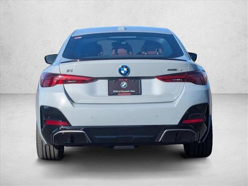 Used 2025 BMW i4 eDrive40 image 7