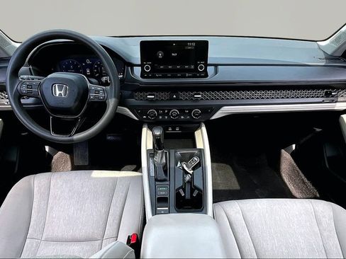 Used 2023 Honda Accord EX image 8