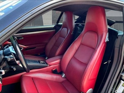 Used 2021 Porsche 718 Cayman RWD image 24