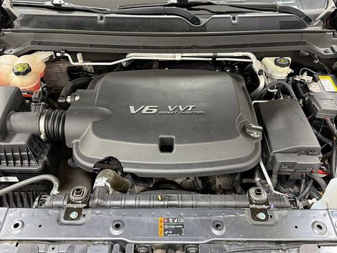 Used 2017 Chevrolet Colorado Z71 w/ LPO, Premium Interior Package AWD/4WD image 30
