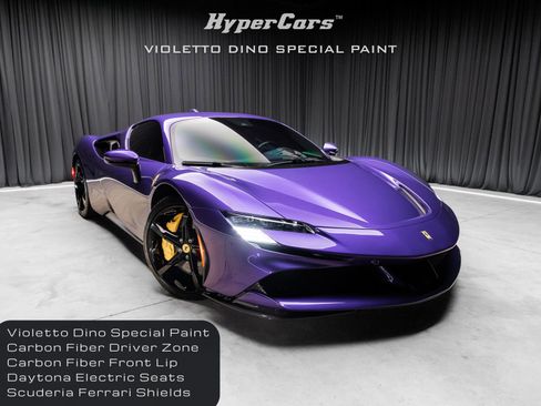 Used 2022 Ferrari SF90 Stradale image 1