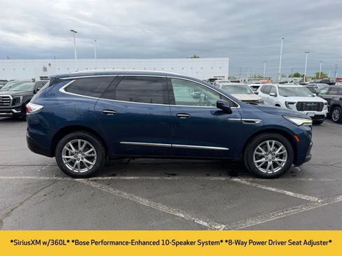 Used 2022 Buick Enclave Premium w/ Experience Buick Package AWD/4WD image 6