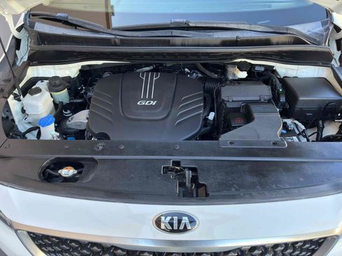 Used 2015 Kia Sedona LX w/ LX Convenience Package FWD image 60