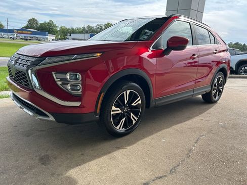 Used 2024 Mitsubishi Eclipse Cross AWD image 4