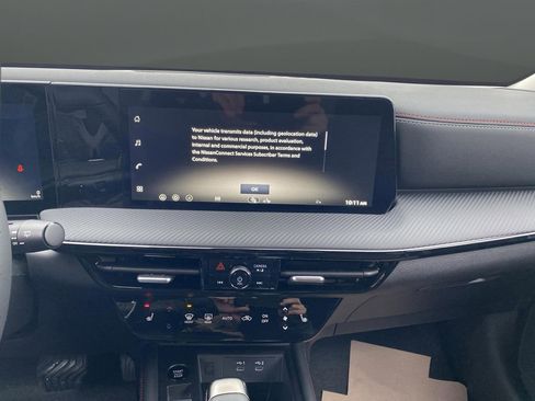 New 2026 Nissan Kicks SR w/ Cold Weather Package image 8