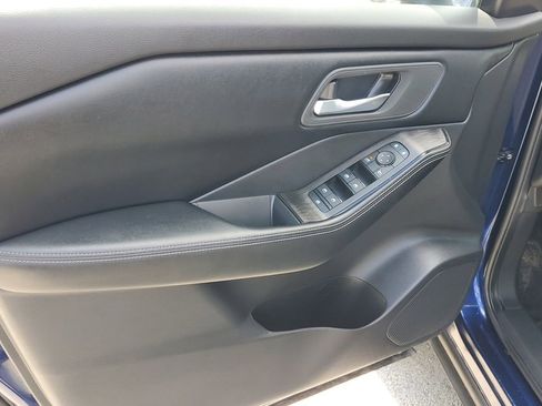 Used 2024 Nissan Rogue SV AWD/4WD image 20