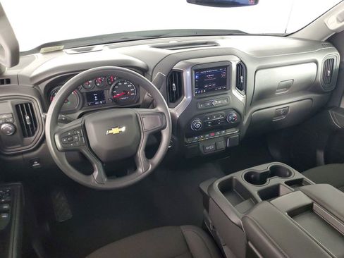Used 2025 Chevrolet Silverado 1500 Custom image 16