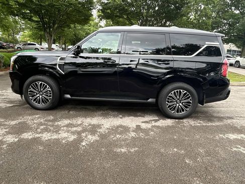 Certified 2026 Nissan Armada Platinum AWD/4WD image 4
