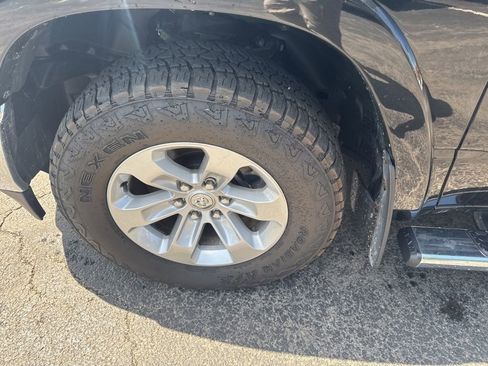 Used 2022 RAM 1500 Laramie AWD/4WD image 51