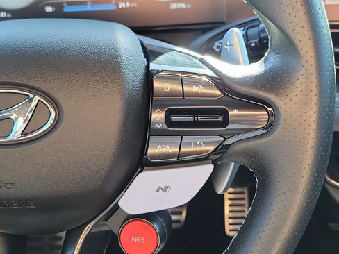 Used 2022 Hyundai Elantra N FWD image 26