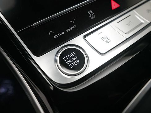 New 2026 Audi A8 L 3.0T AWD/4WD image 32