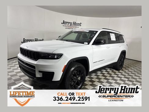 Used 2024 Jeep Grand Cherokee L Altitude AWD/4WD image 1