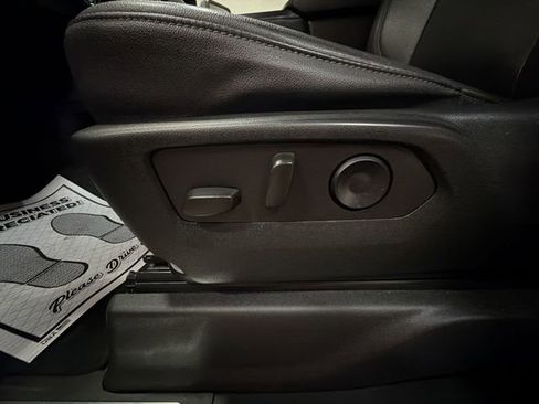 Used 2024 Chevrolet Silverado 2500 LTZ image 12