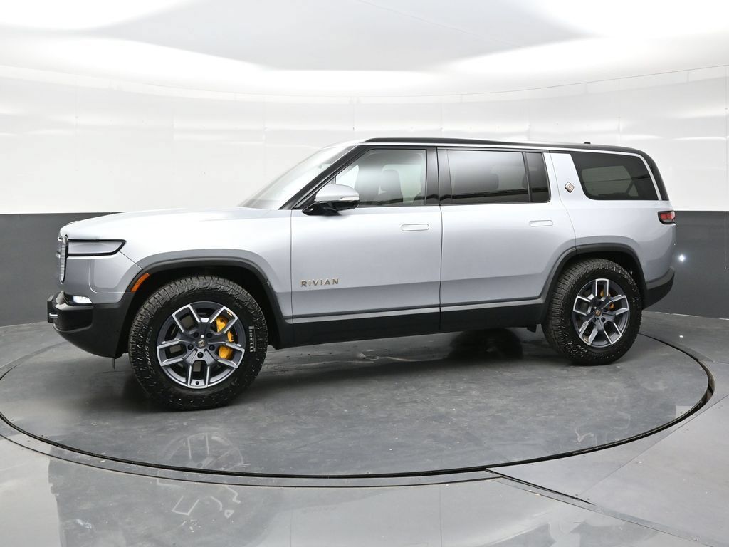 Used 2023 Rivian R1S Adventure Quad AWD/4WD image 3