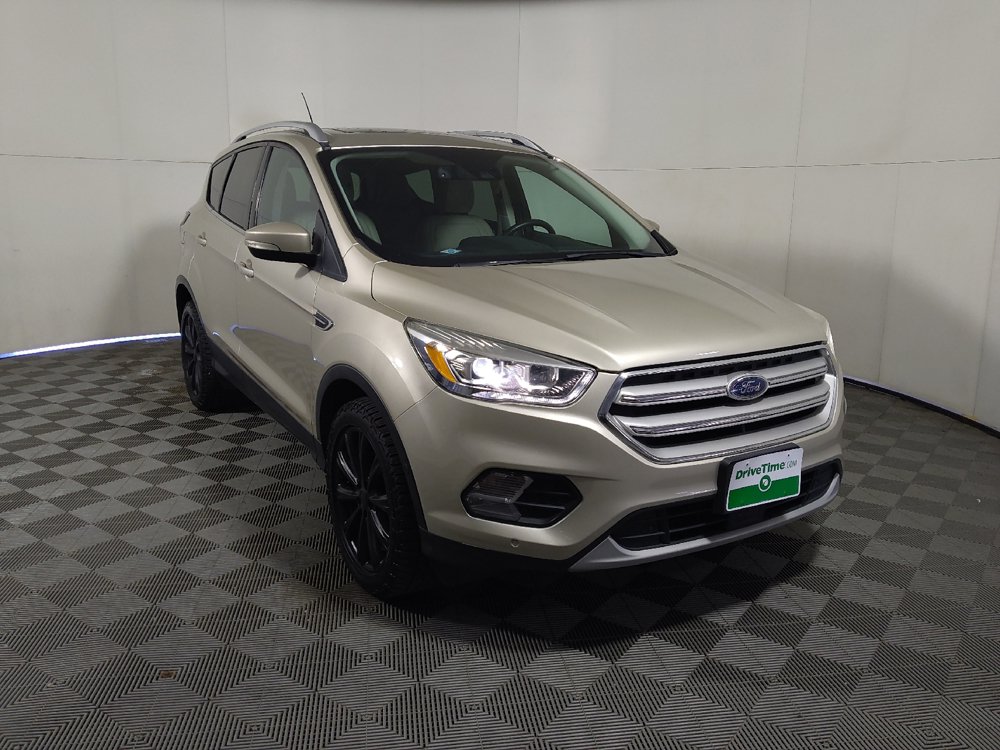 Used 2018 Ford Escape Titanium w/ Ford Safe & Smart Package AWD/4WD image 14