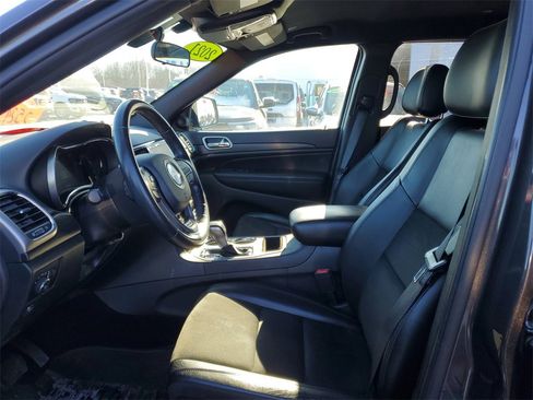 Used 2021 Jeep Grand Cherokee Laredo X image 6