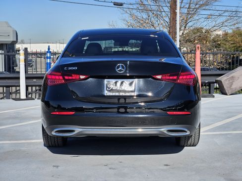 Used 2025 Mercedes-Benz C 300 Sedan image 7