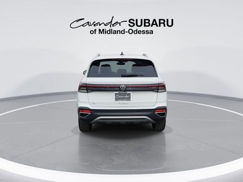 Used 2025 Volkswagen Taos SE image 7