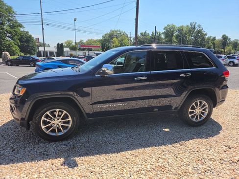 Used 2015 Jeep Grand Cherokee Limited w/ Trailer Tow Group IV AWD/4WD image 3