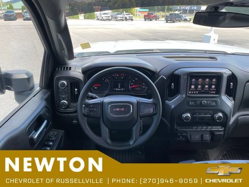 Used 2021 GMC Sierra 3500 4x4 Crew Cab w/ Convenience Package image 18