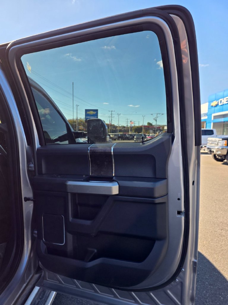 Used 2022 Ford F250 Lariat w/ Chrome Package AWD/4WD image 14
