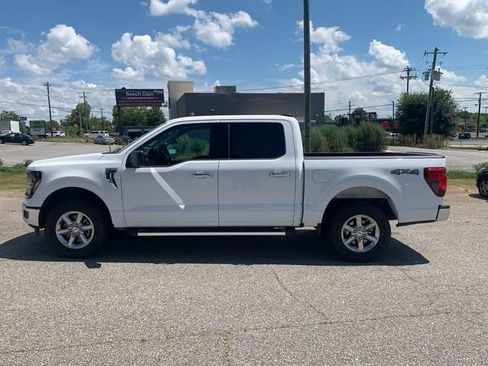 Certified 2025 Ford F150 XLT w/ Equipment Group 301A Standard AWD/4WD image 8