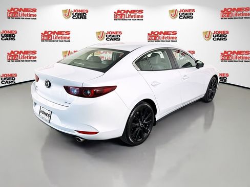 Used 2024 MAZDA MAZDA3 s FWD image 15