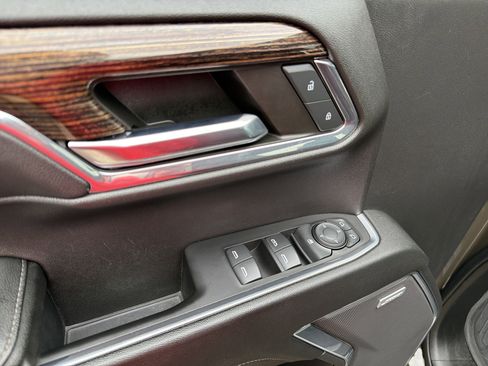 Used 2023 GMC Sierra 1500 Elevation w/ Elevation Premium Package image 12