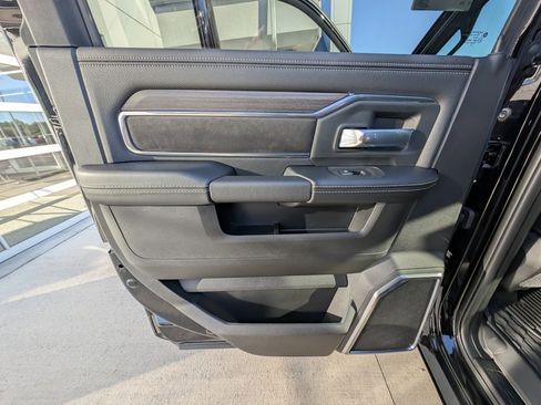 New 2025 RAM 2500 Laramie image 42