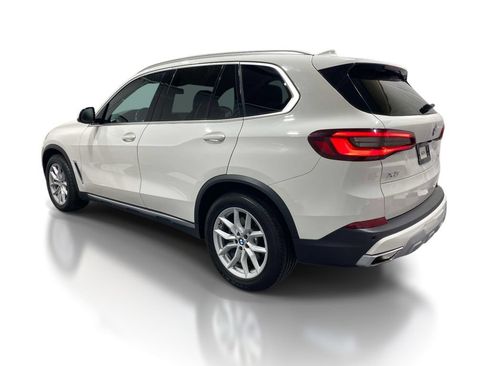 Used 2022 BMW X5 xDrive40i AWD/4WD image 2