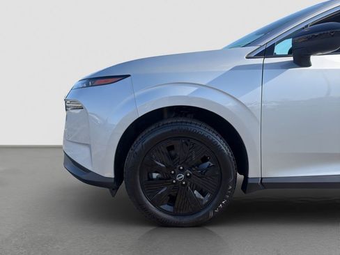 Used 2025 Nissan Murano SV FWD image 22