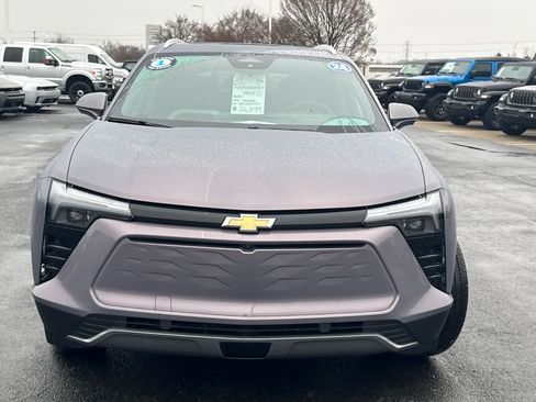 Used 2024 Chevrolet Blazer EV LT image 8