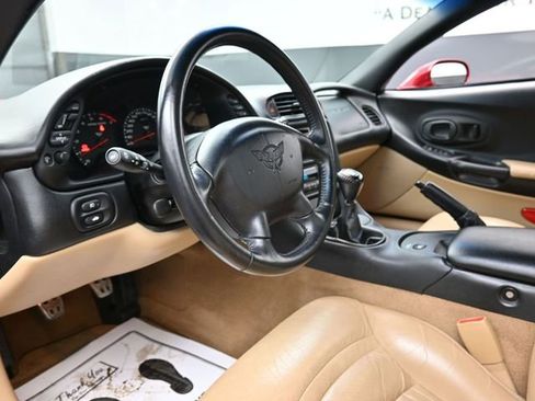 Used 2000 Chevrolet Corvette Convertible w/ Memory Pkg RWD image 14