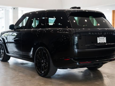 Used 2024 Land Rover Range Rover SE AWD/4WD image 6