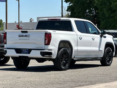 Used 2023 GMC Sierra 1500 Elevation AWD/4WD image 2