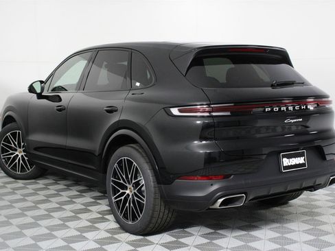 New 2026 Porsche Cayenne image 3