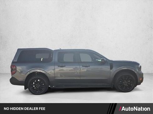 Used 2024 Ford Maverick Lariat w/ Black Appearance Package FWD image 1