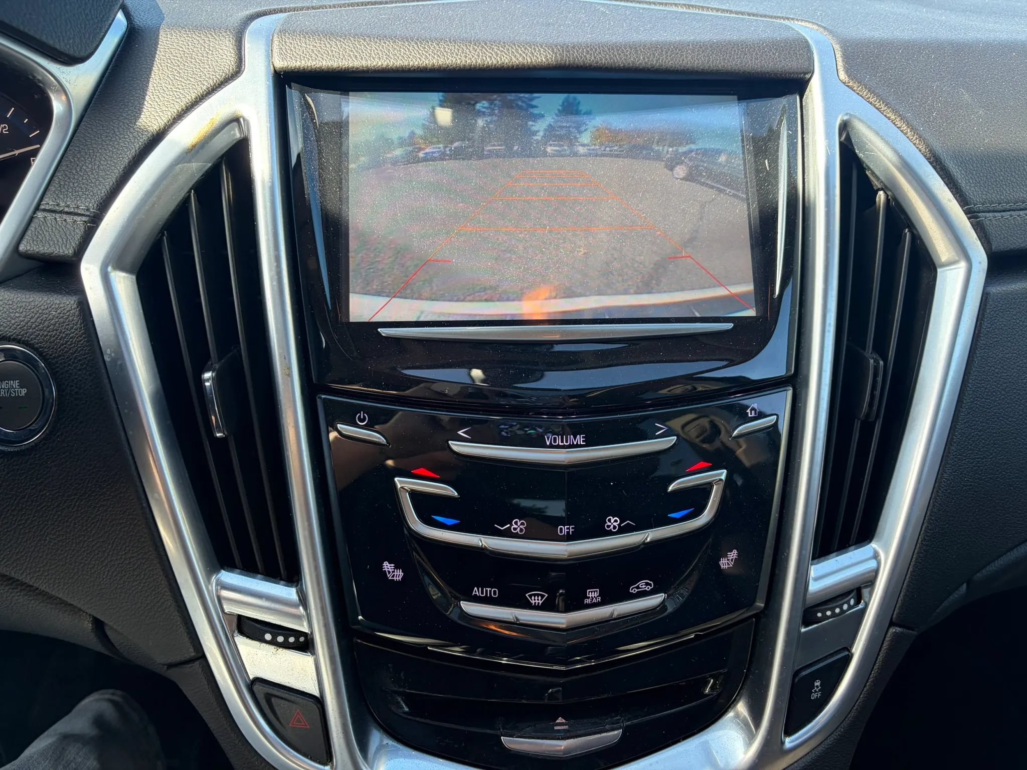 Used 2015 Cadillac SRX Luxury AWD/4WD image 18