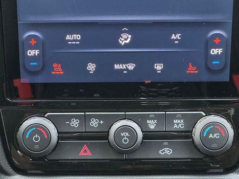 New 2025 Ford Ranger Lariat w/ Trailer Tow Package image 25