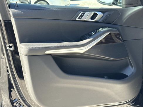 Used 2019 BMW X5 xDrive40i w/ Convenience Package image 26