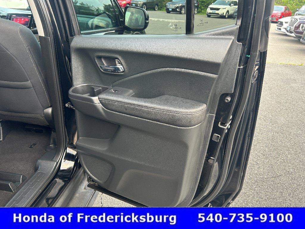 Used 2023 Honda Ridgeline Sport image 13