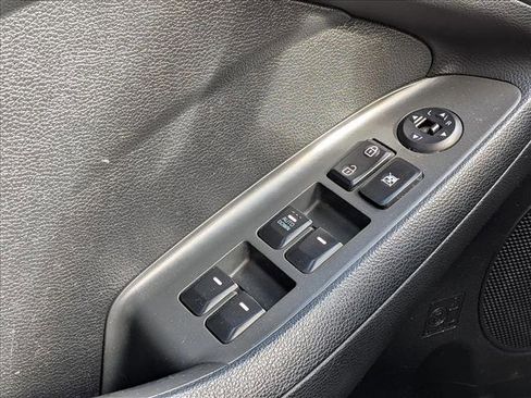 Used 2018 Kia Forte LX image 14