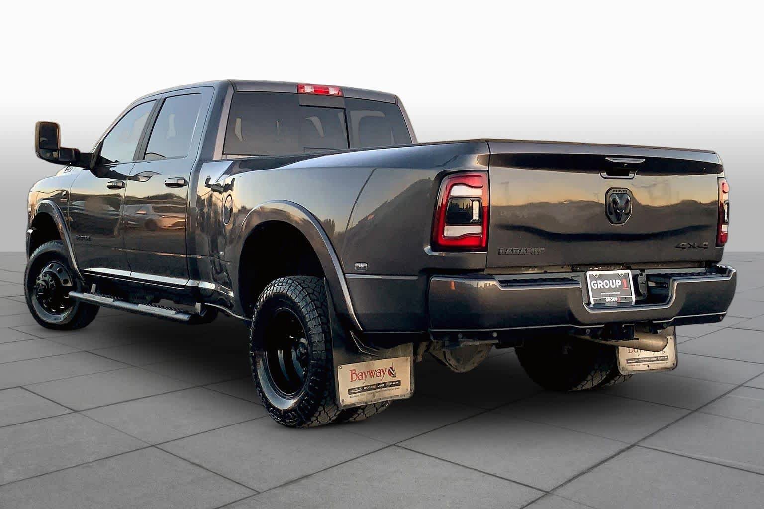 Used 2022 RAM 3500 Laramie w/ Night Edition AWD/4WD image 12